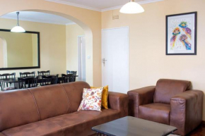 Smart Airconditioned 3-Bed Apartment in Mutare